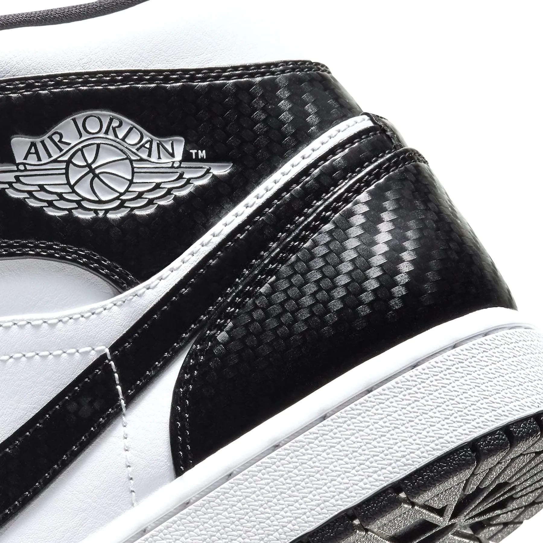 Air Jordan 1 Mid “Carbon Fiber” ASW