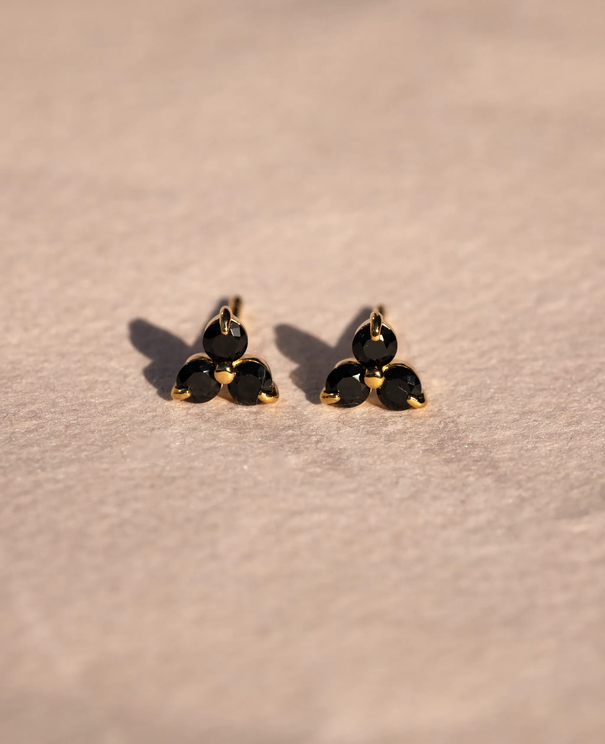 Black Spinel Large Fleur Studs Gold