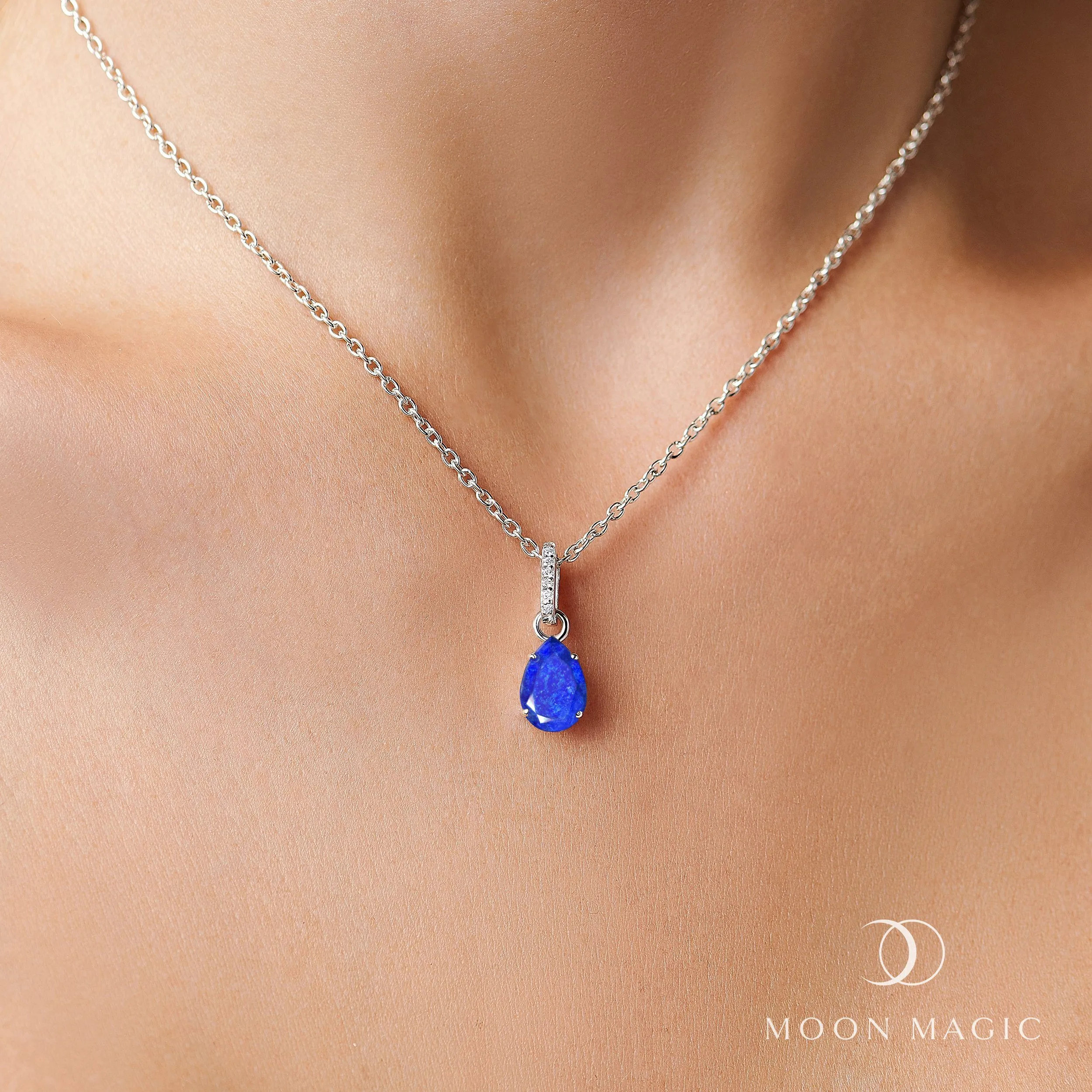 Lapis Lazuli Pendant Sway - September Birthstone