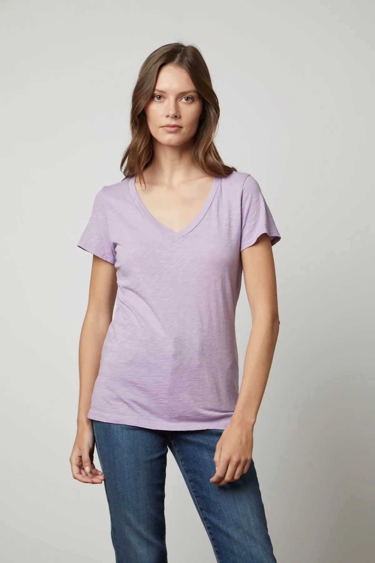 LILITH COTTON SLUB V-NECK TEE