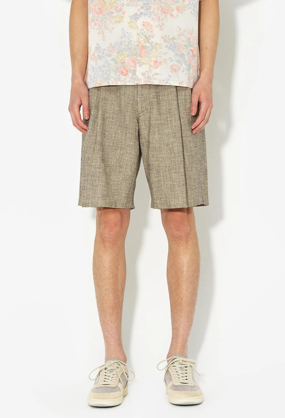 Linen Double Pleated Shorts / Tan