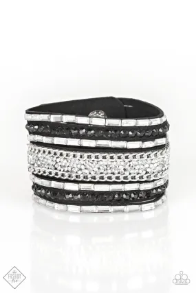 Rhinestone Rumble Black-Bracelet